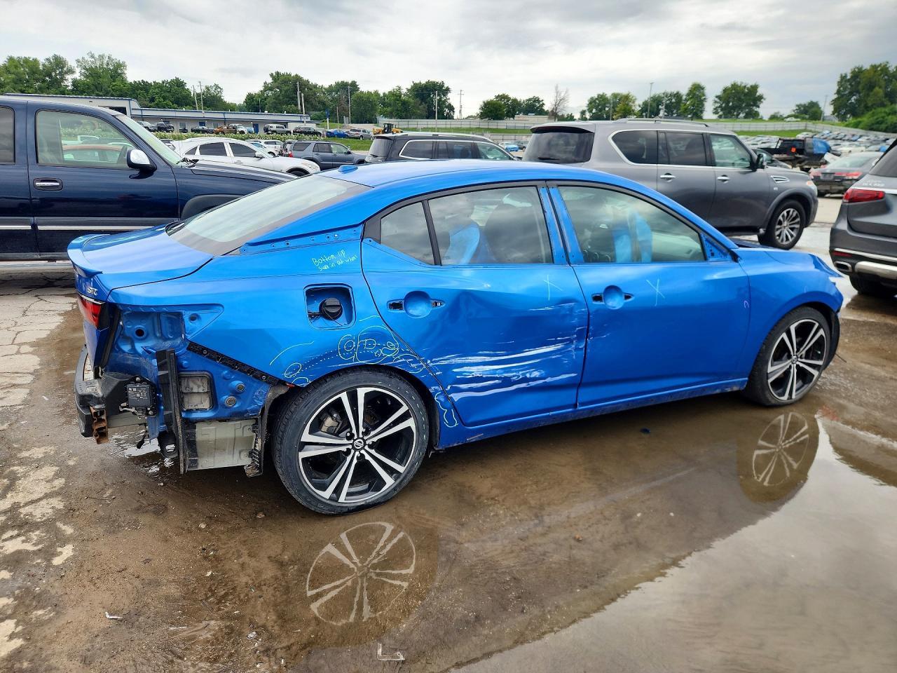 2020 Nissan Sentra Sr - Image 3