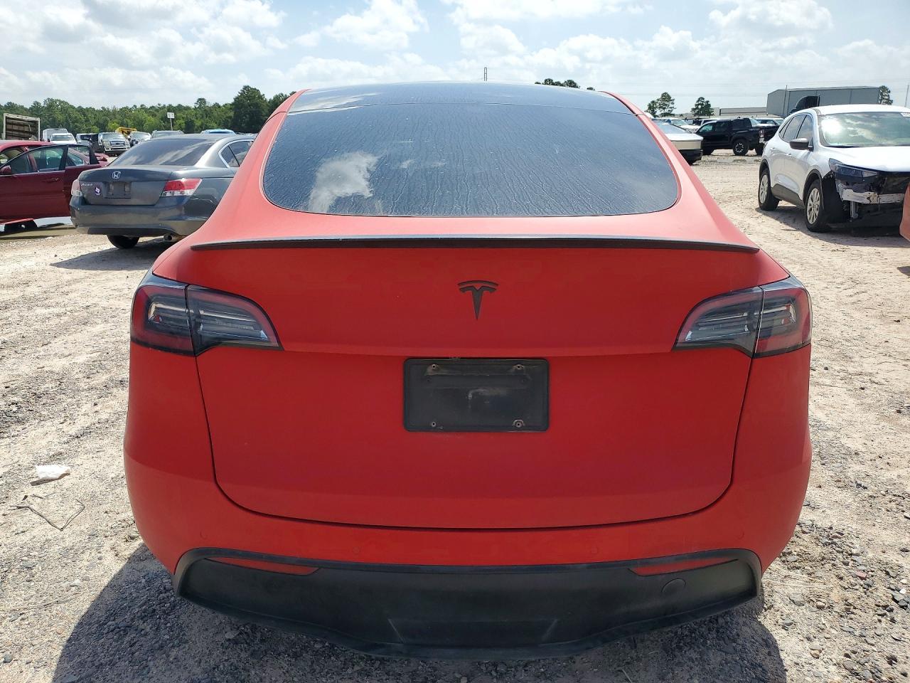 2022 Tesla Model Y - Фото 6