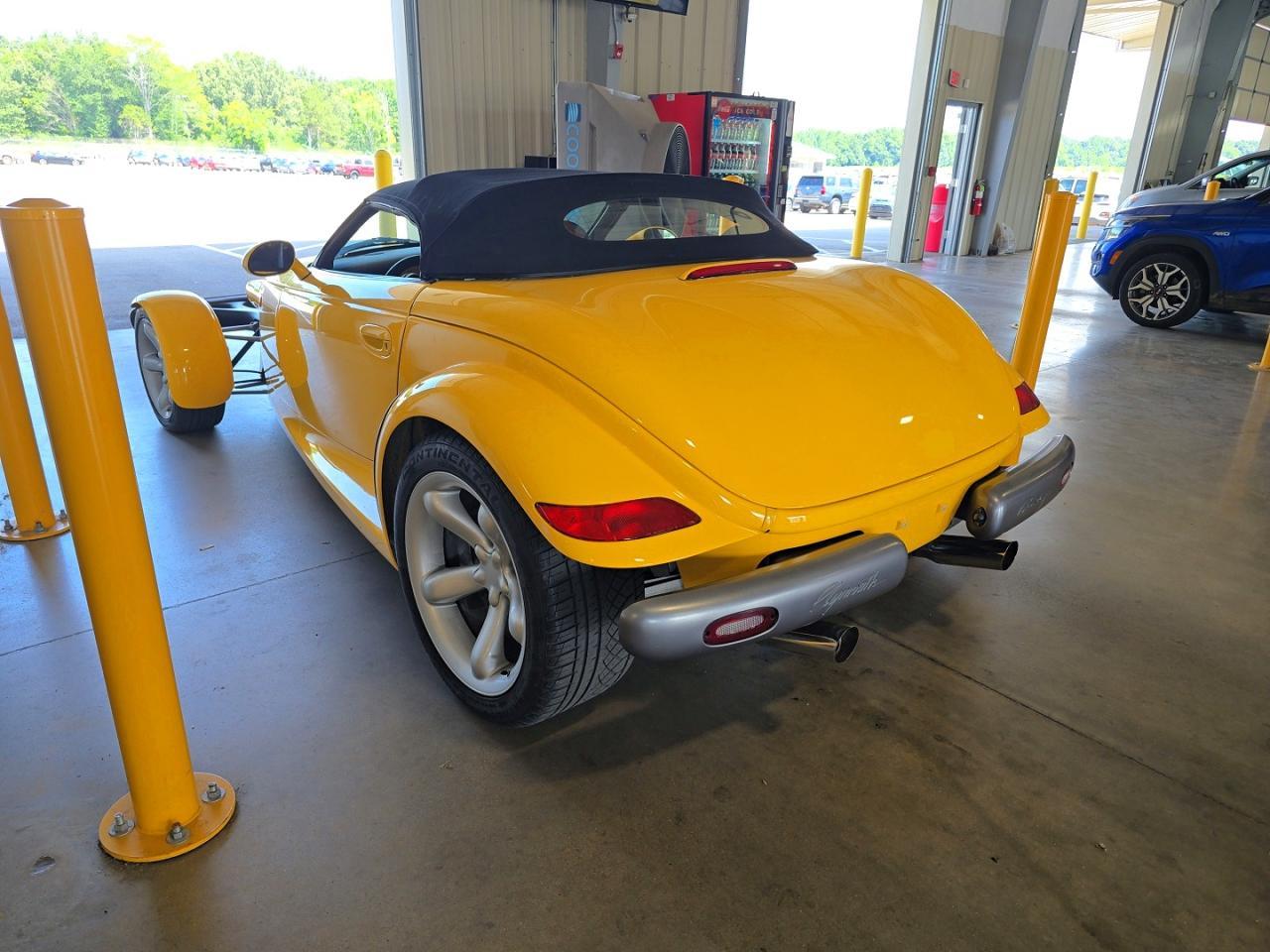 1999 Plymouth Prowler - Фото 3
