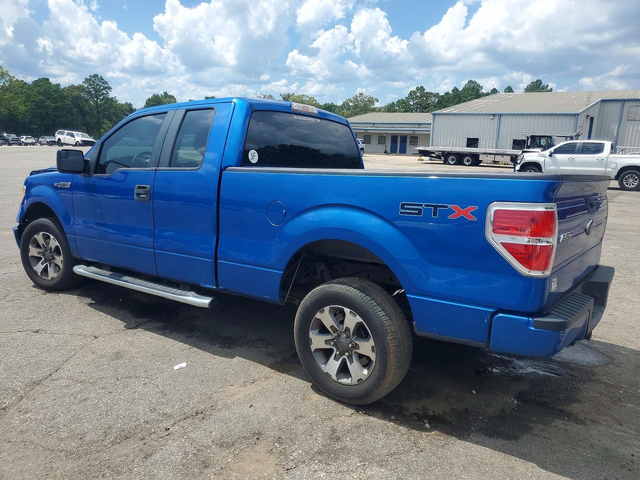 2013 Ford F150 Super Cab - Image 2
