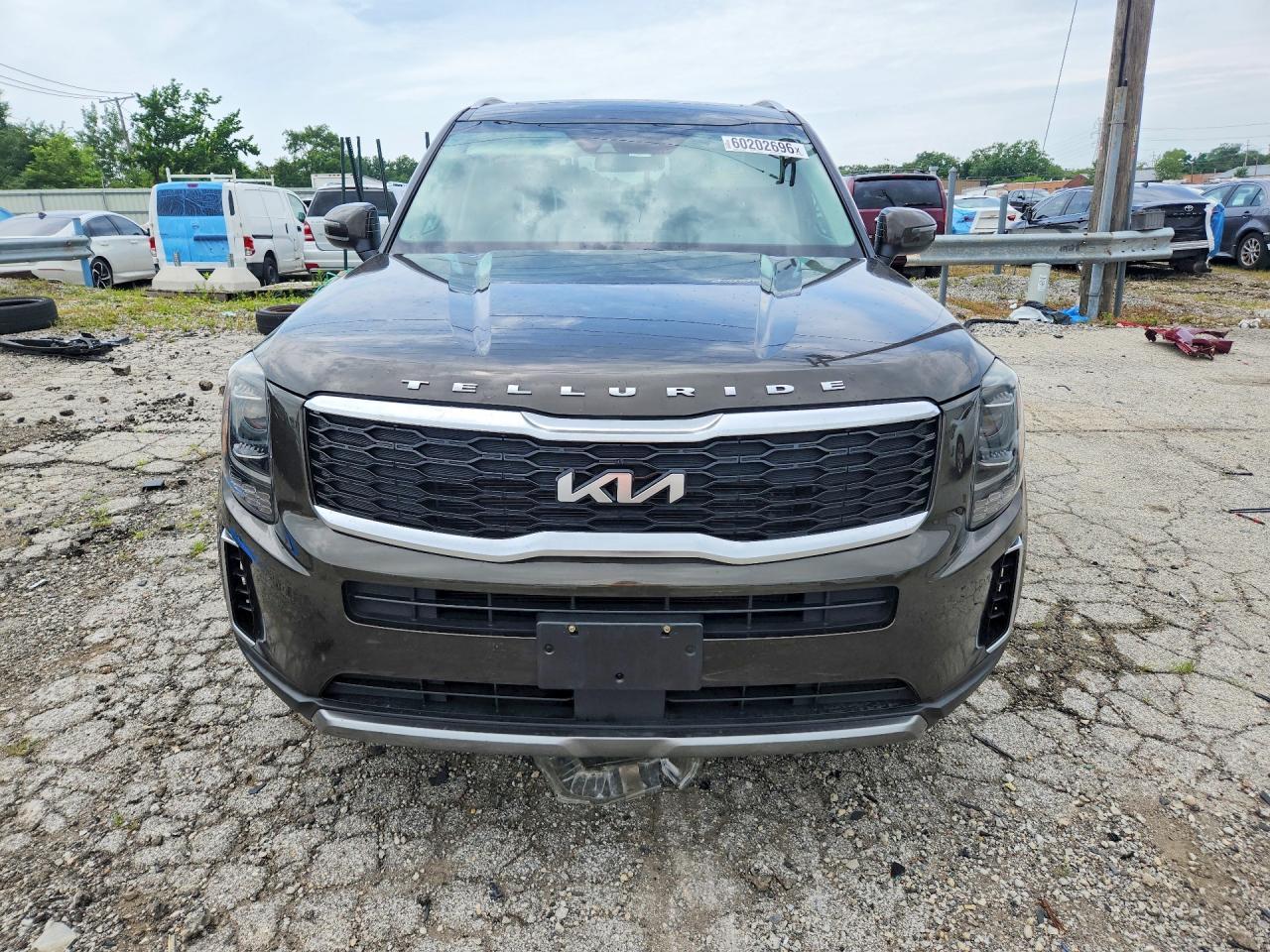 2022 Kia Telluride S - Image 5