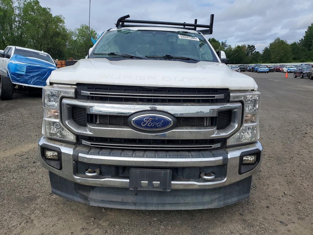 2022 Ford F250 Super Duty - Image 5