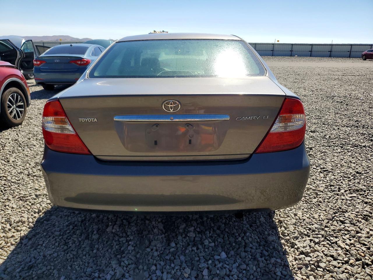 2003 Toyota Camry Le - Фото 6