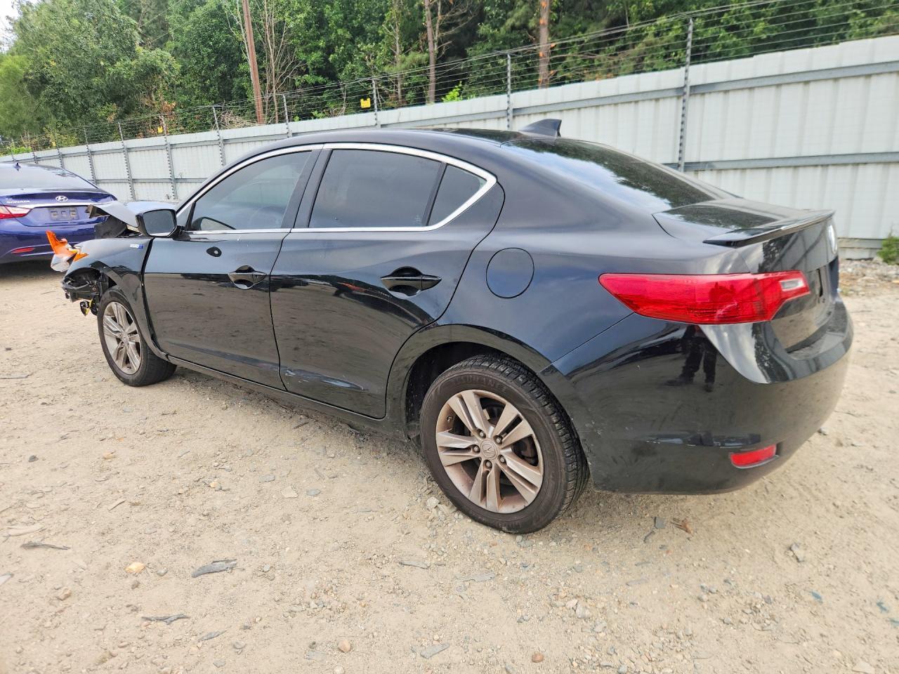 2013 Acura Ilx Hybrid Tech - Фото 2