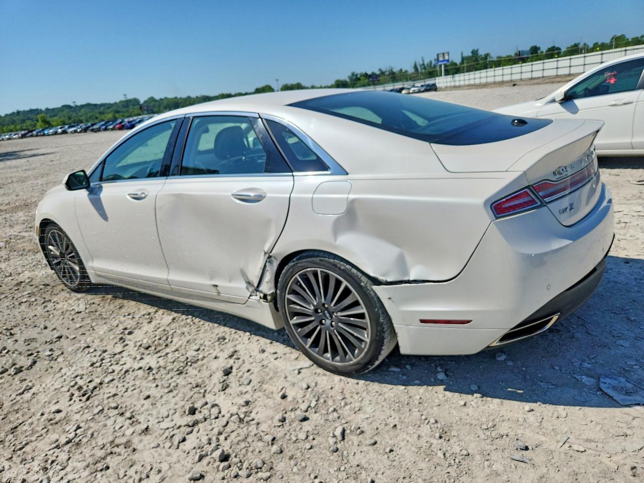 2016 Lincoln Mkz Hybrid - Image 2