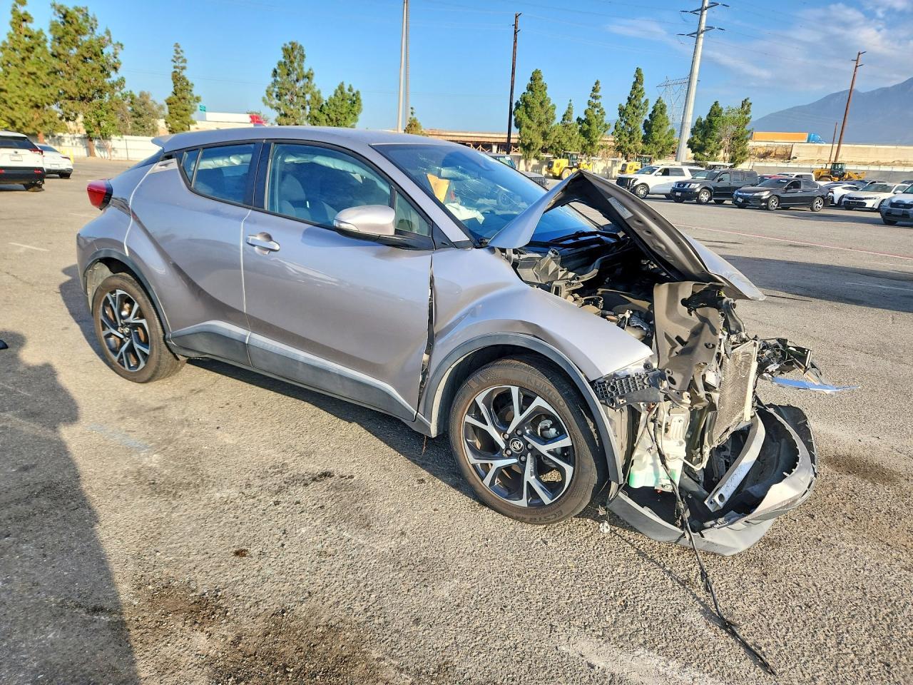 2018 Toyota C-Hr Xle - Image 4