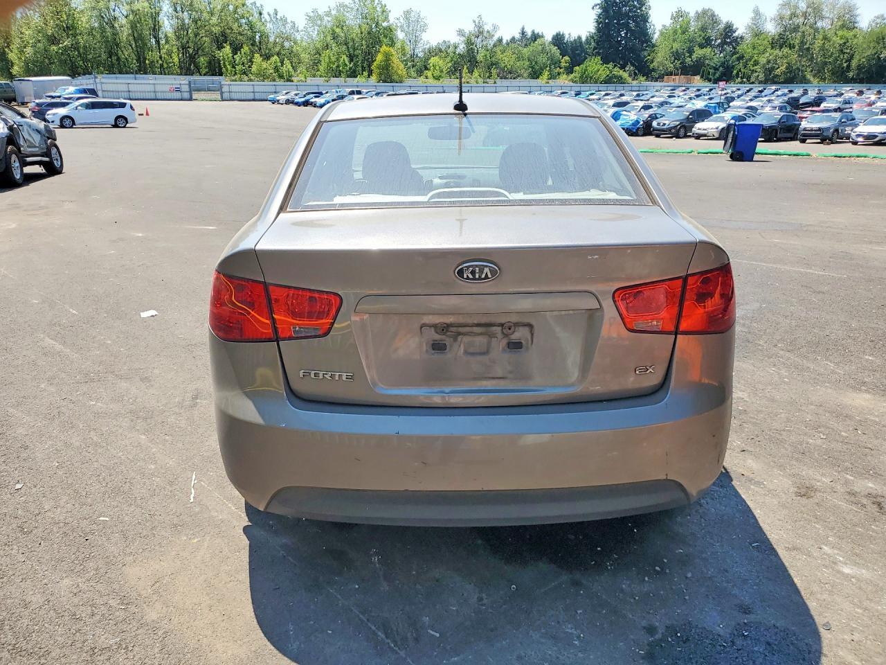 2010 Kia Forte Ex - Image 6