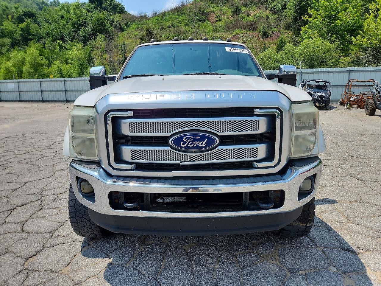 2015 Ford F350 Super Duty - Фото 5