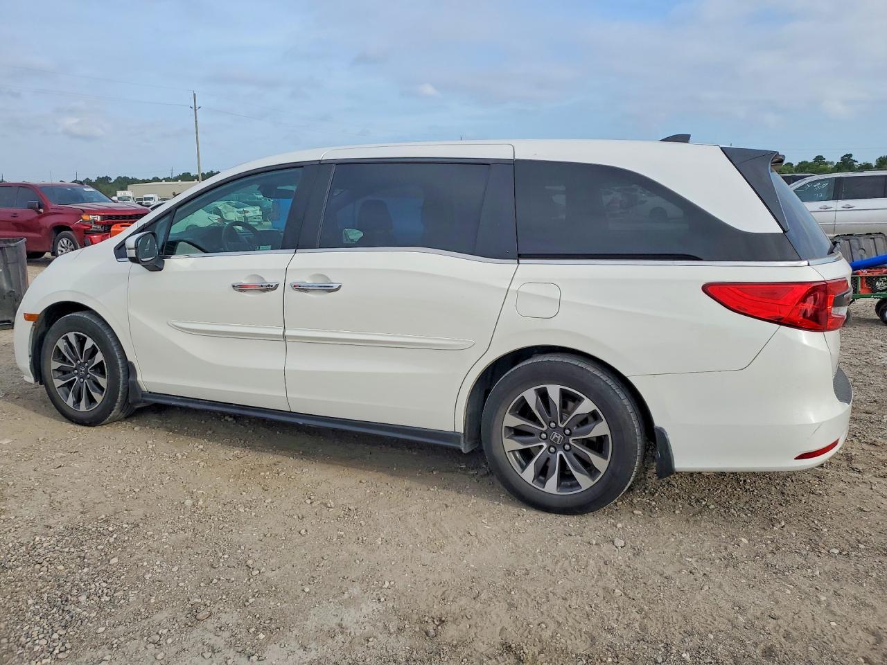 2024 Honda Odyssey Exl - Image 2