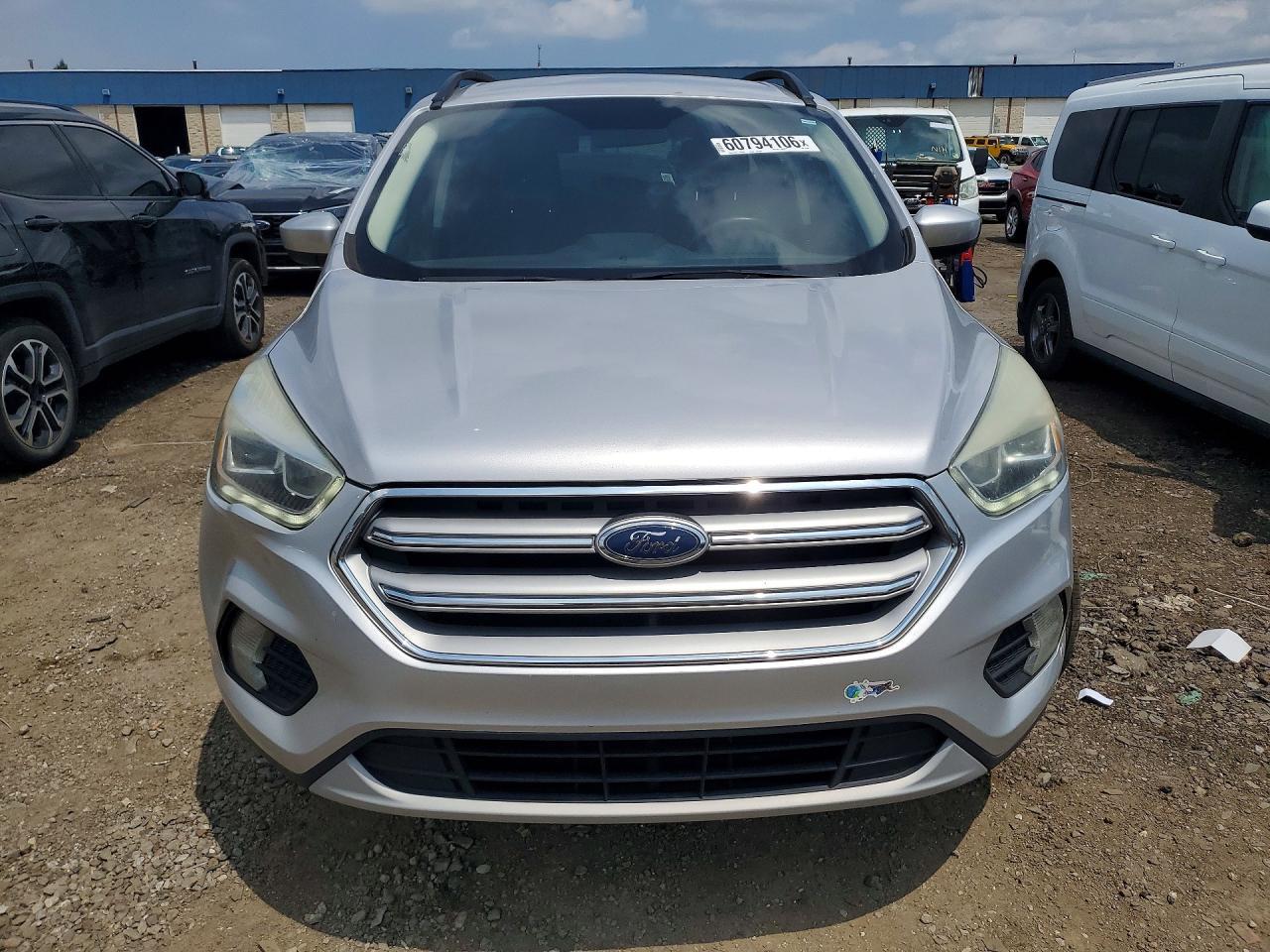 2017 Ford Escape Se - Фото 5