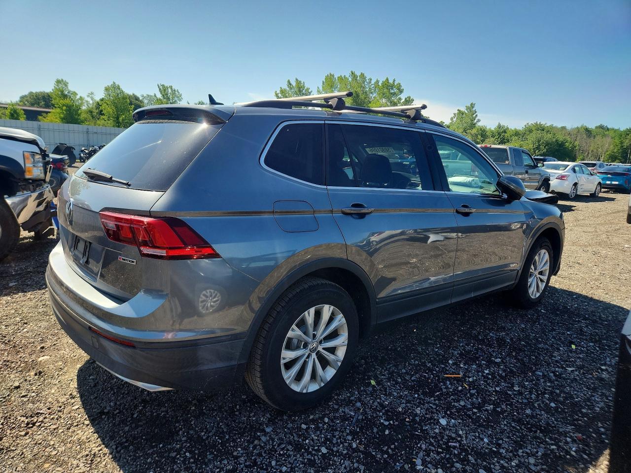 2019 Volkswagen Tiguan Se - Image 3
