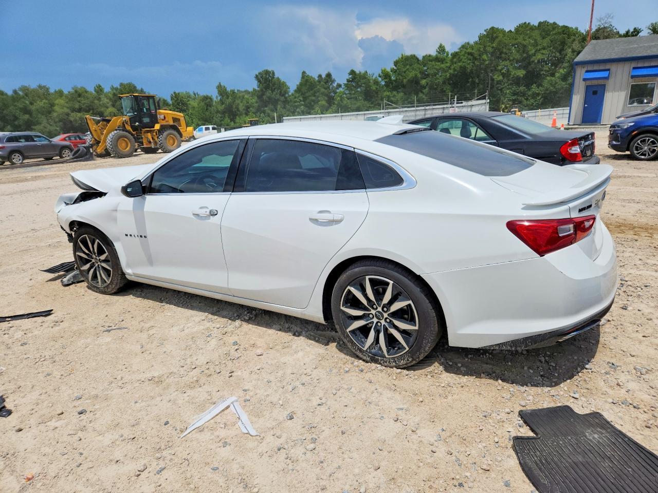 2022 Chevrolet Malibu Rs - Фото 2