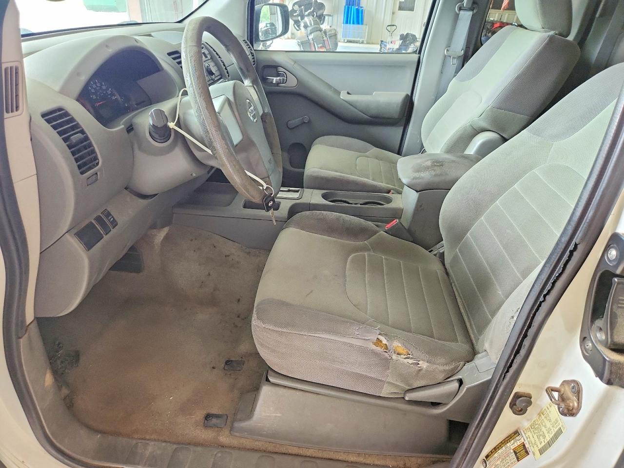 2013 Nissan Frontier S - Фото 7