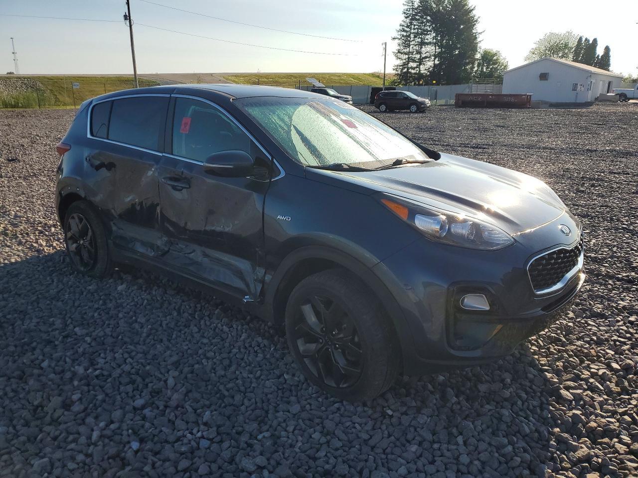 2022 Kia Sportage Lx - Image 4
