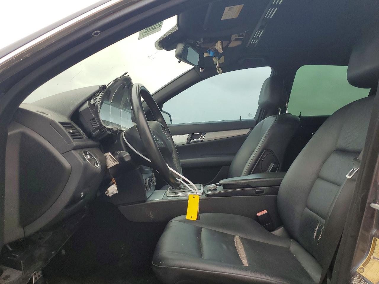2011 Mercedes-Benz C 300 - Фото 7