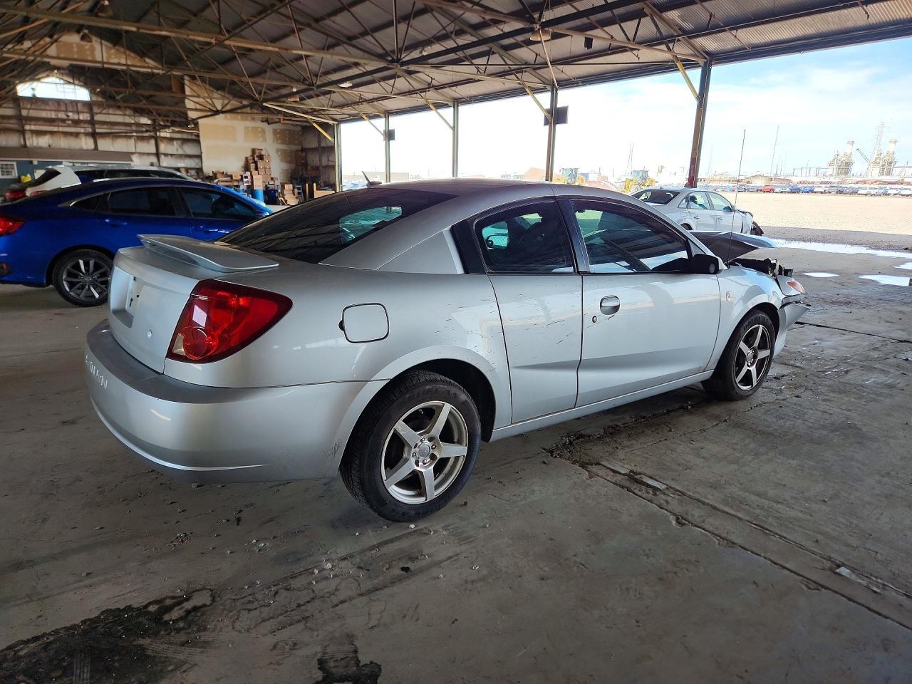2006 Saturn Ion Level 3 - Image 3