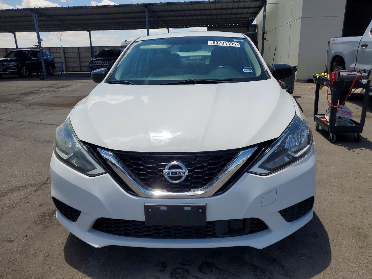 2018 Nissan Sentra S - Фото 5