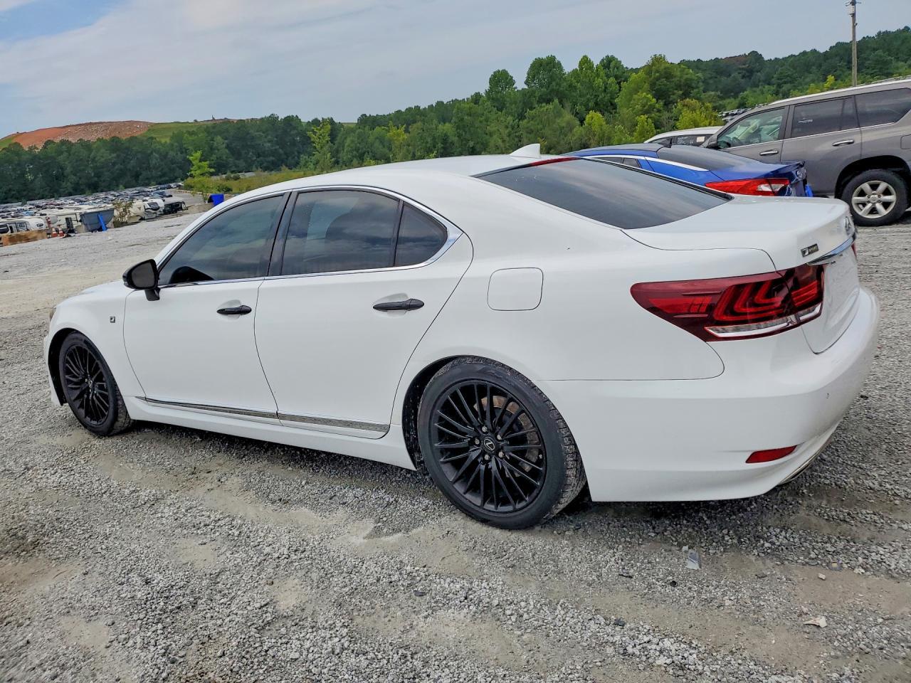 2015 Lexus Ls 460 - Image 2