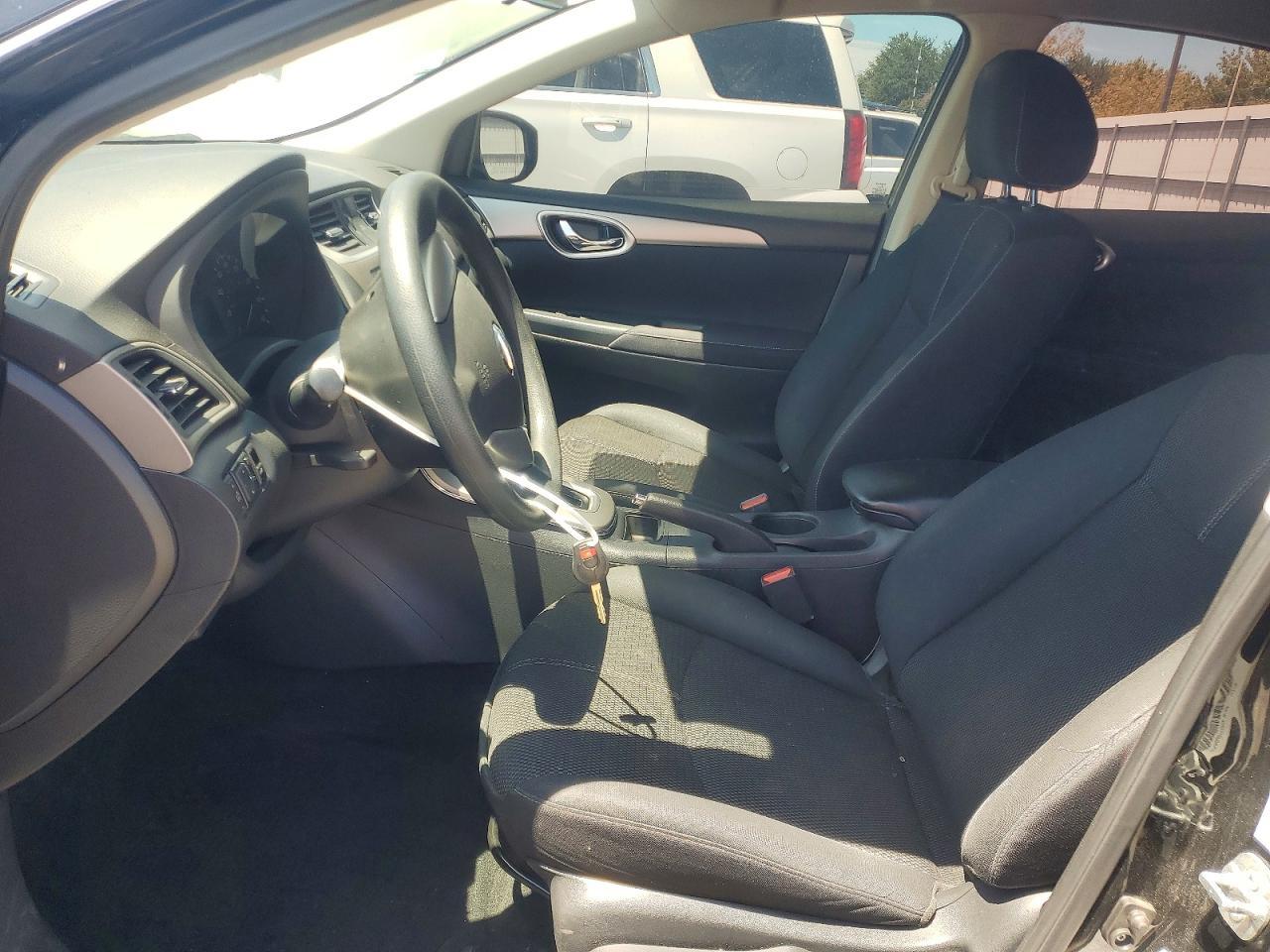 2014 Nissan Sentra S - Фото 7