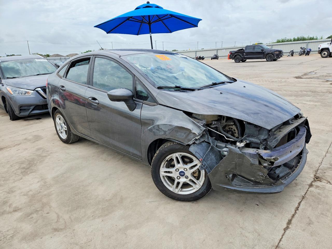 2017 Ford Fiesta Se - Фото 4