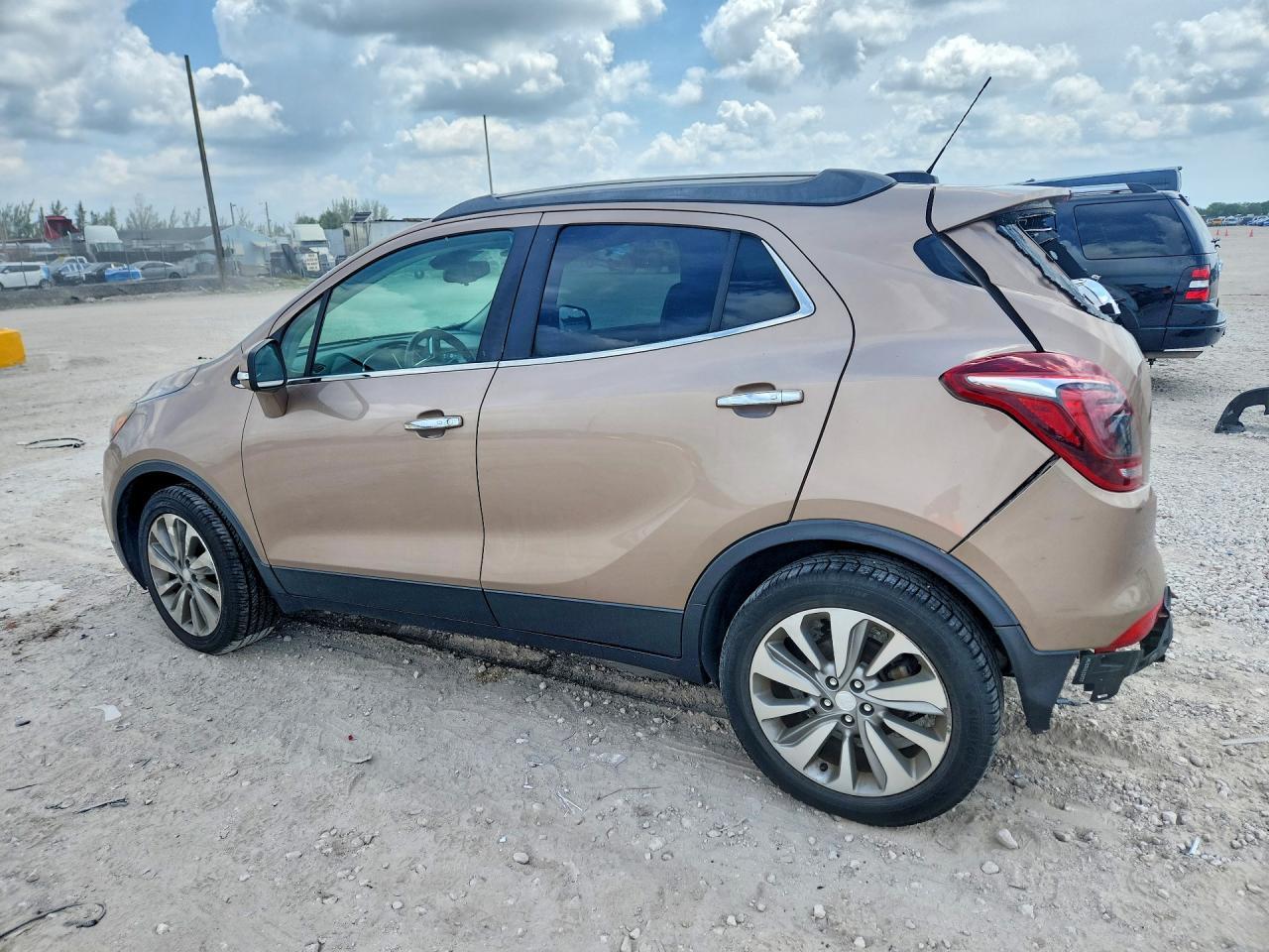2018 Buick Encore Preferred - Фото 2