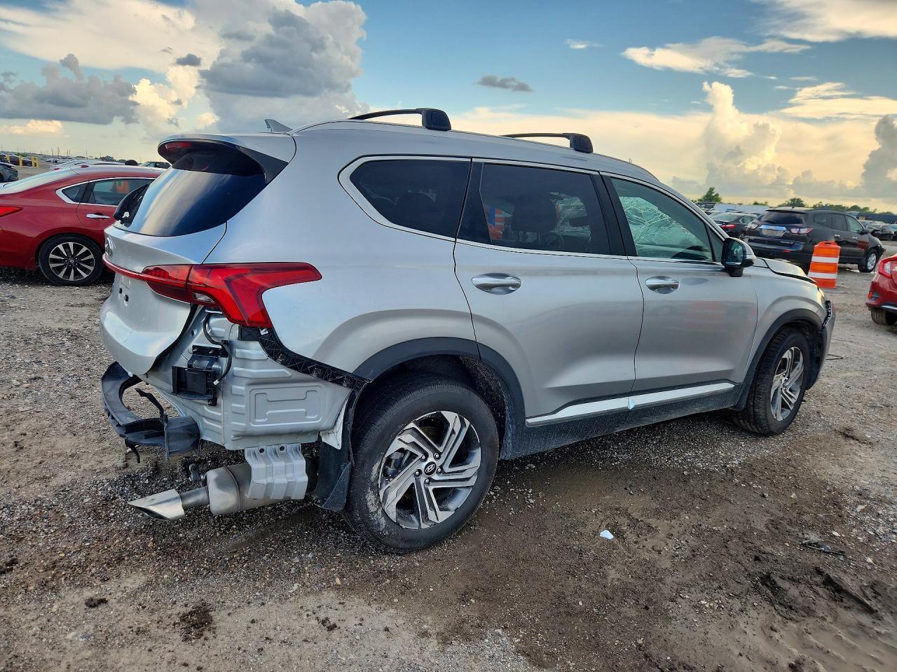 2022 Hyundai Santa Fe Sel - Фото 3