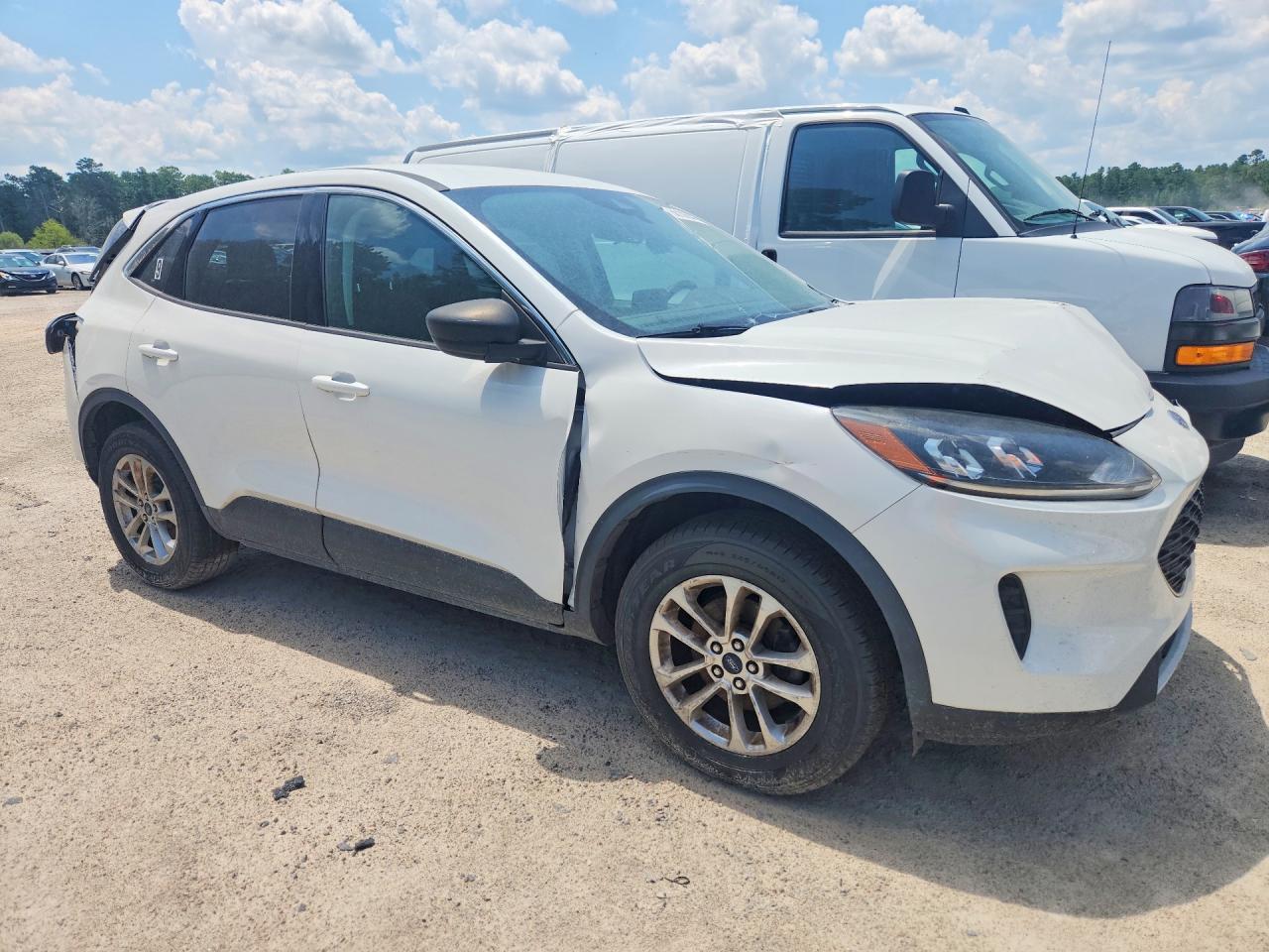 2022 Ford Escape Se - Фото 4