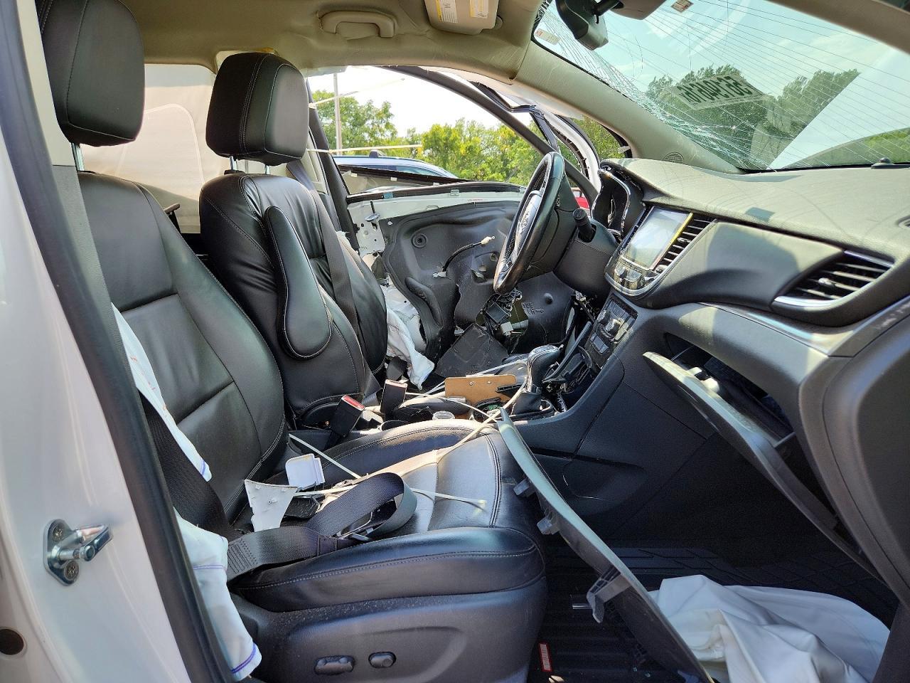 2019 Buick Encore Essence - Image 7