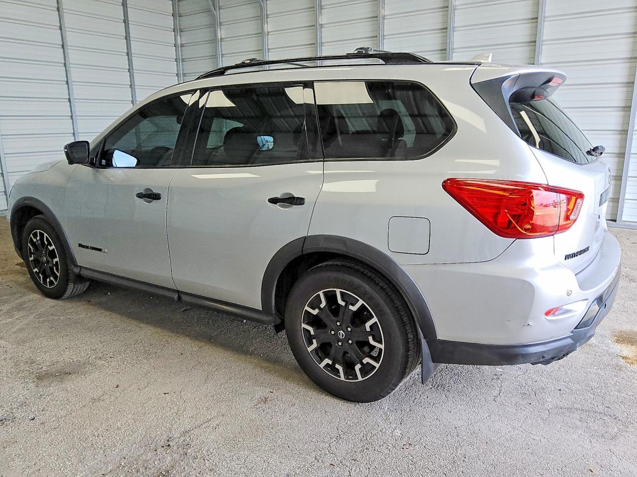 2020 Nissan Pathfinder Sl - Image 2