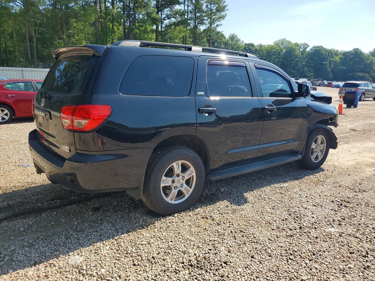 2013 Toyota Sequoia Sr5 - Фото 3