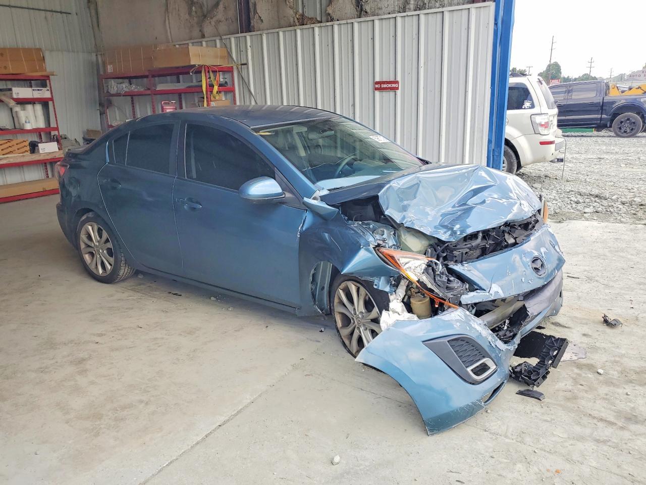 2011 Mazda 3 - Image 4