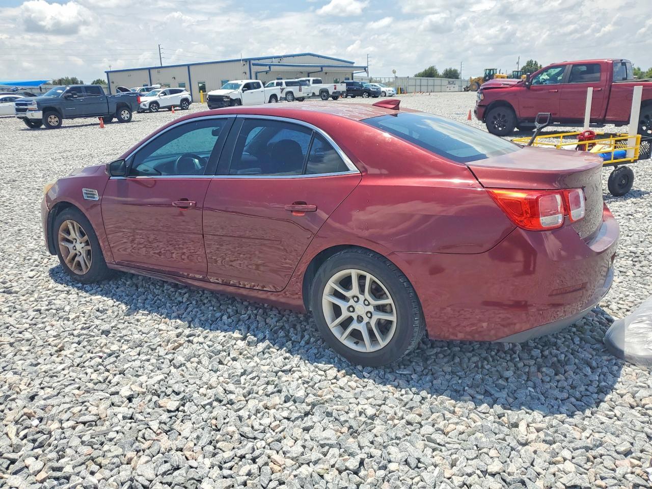 2015 Chevrolet Malibu 1Lt - Image 2