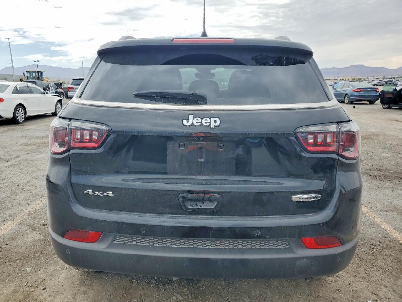 2025 Jeep Compass Latitude - Image 6