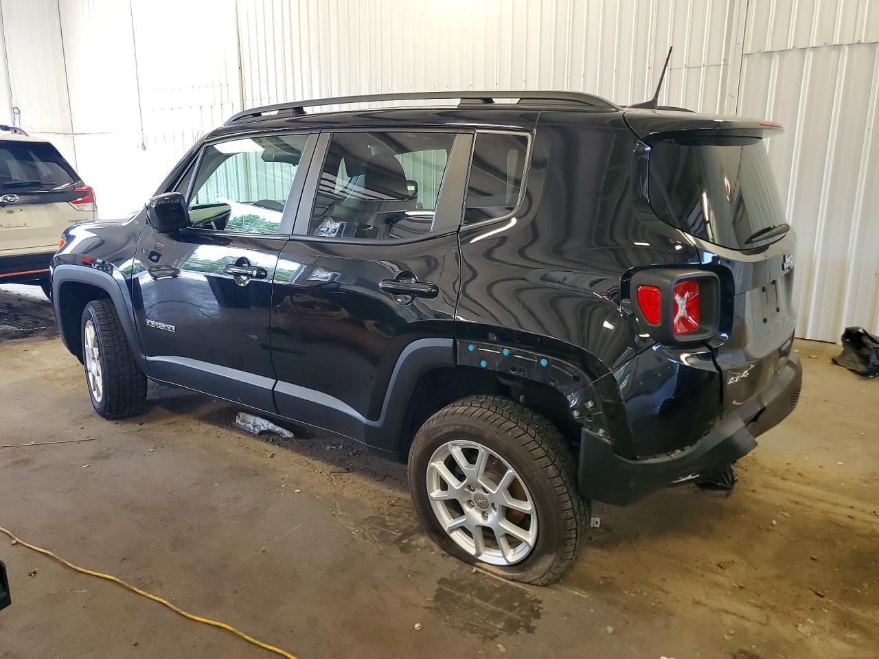 2020 Jeep Renegade Latitude - Фото 2