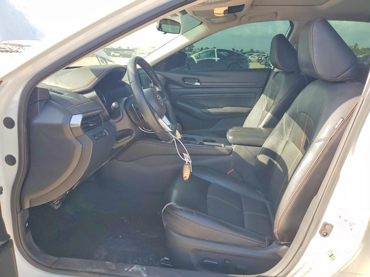 2020 Nissan Altima Sr - Image 7