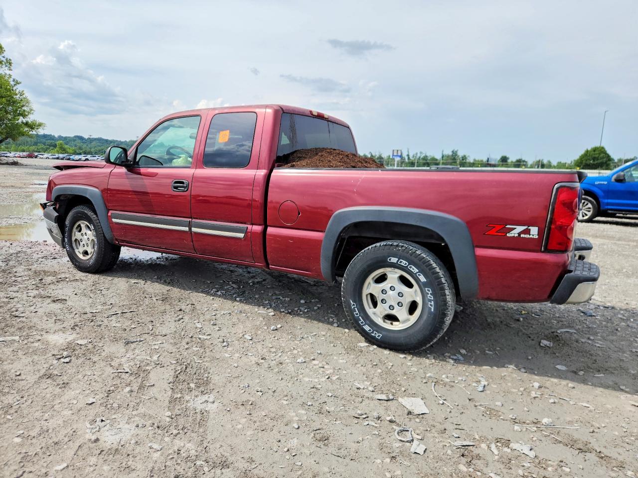 2004 Chevrolet Silverado K1500 - Фото 2