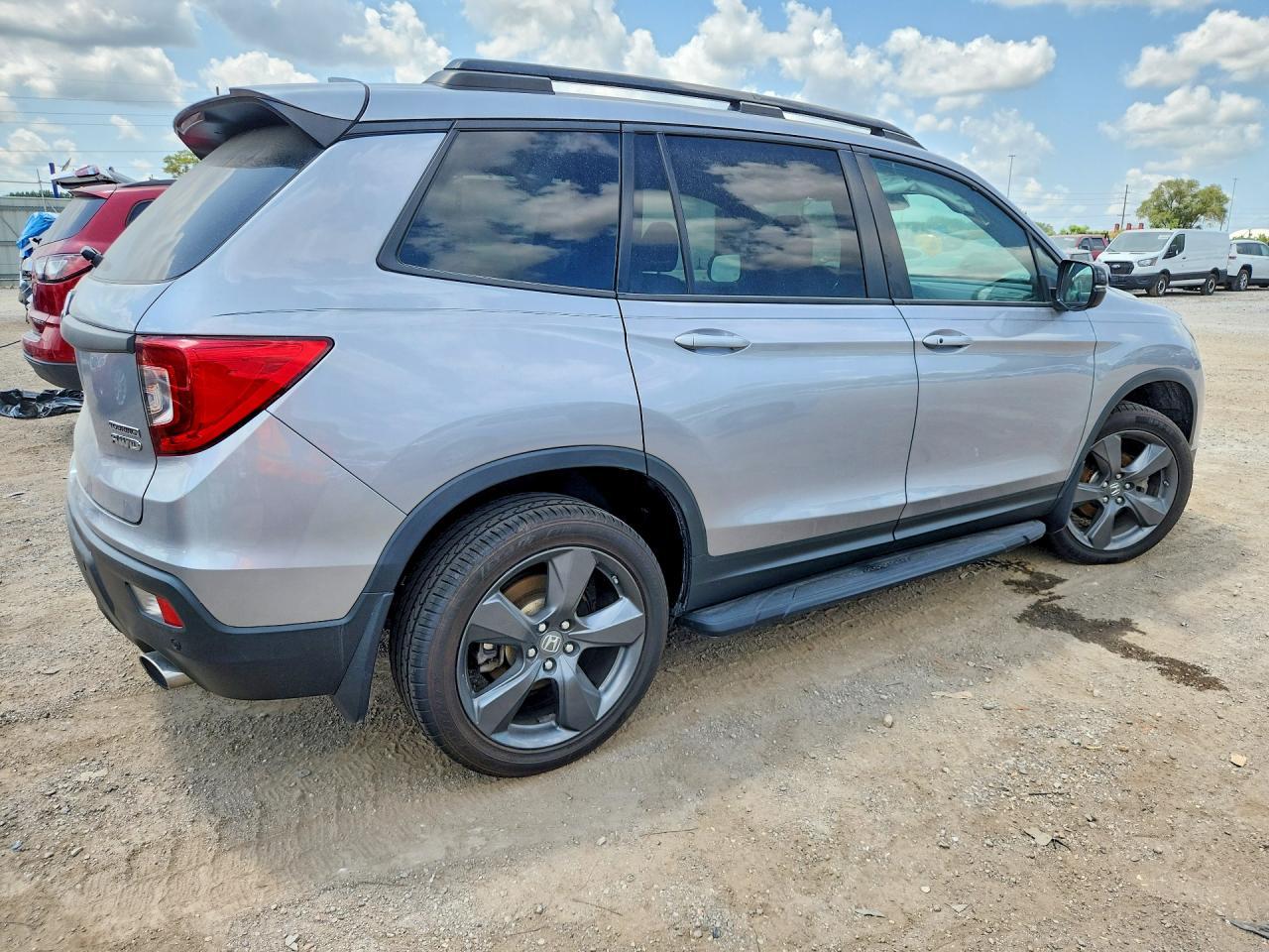2019 Honda Passport Touring - Фото 3