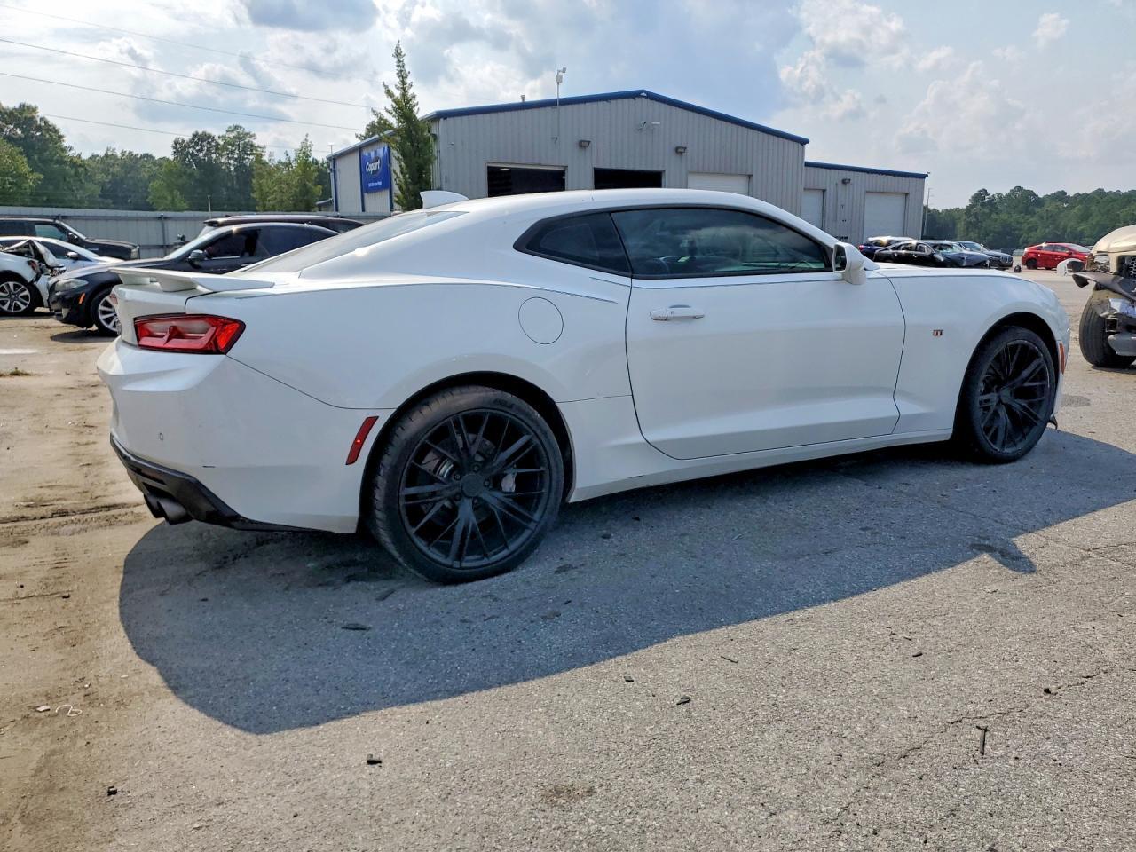 2016 Chevrolet Camaro Ss - Image 3