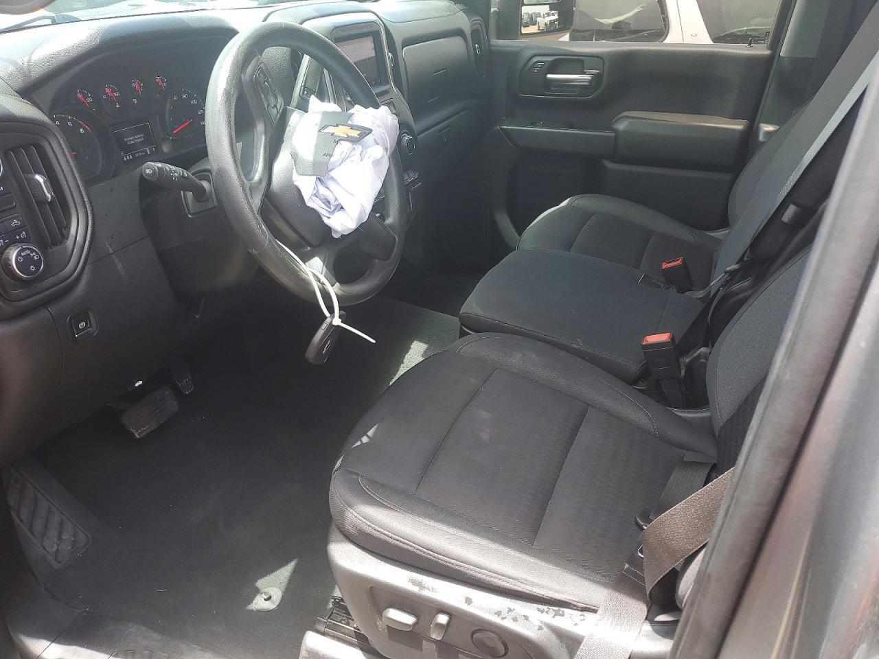2024 Chevrolet Silverado K2500 Custom - Image 7