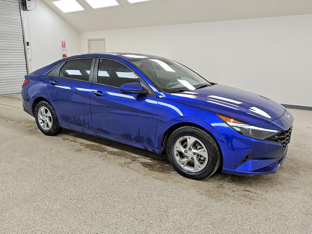 2023 Hyundai Elantra Se - Image 4