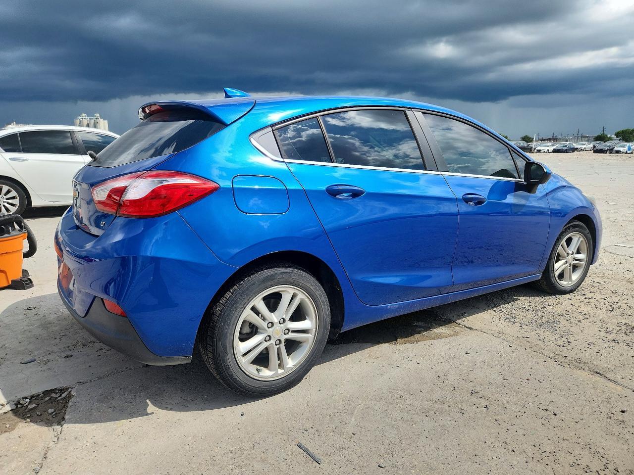 2017 Chevrolet Cruze Lt - Фото 3
