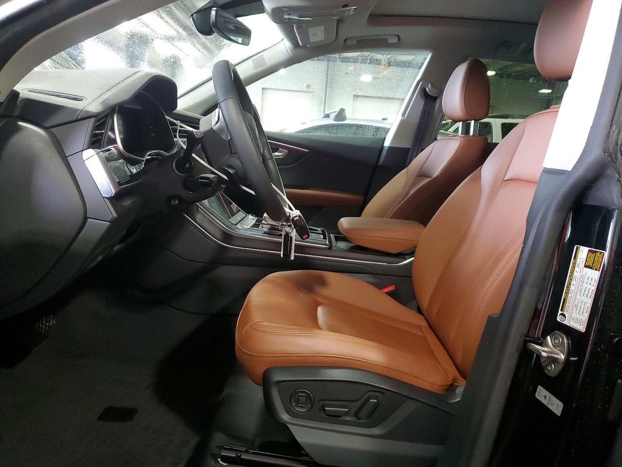 2023 Audi Q8 Premium Plus - Фото 7