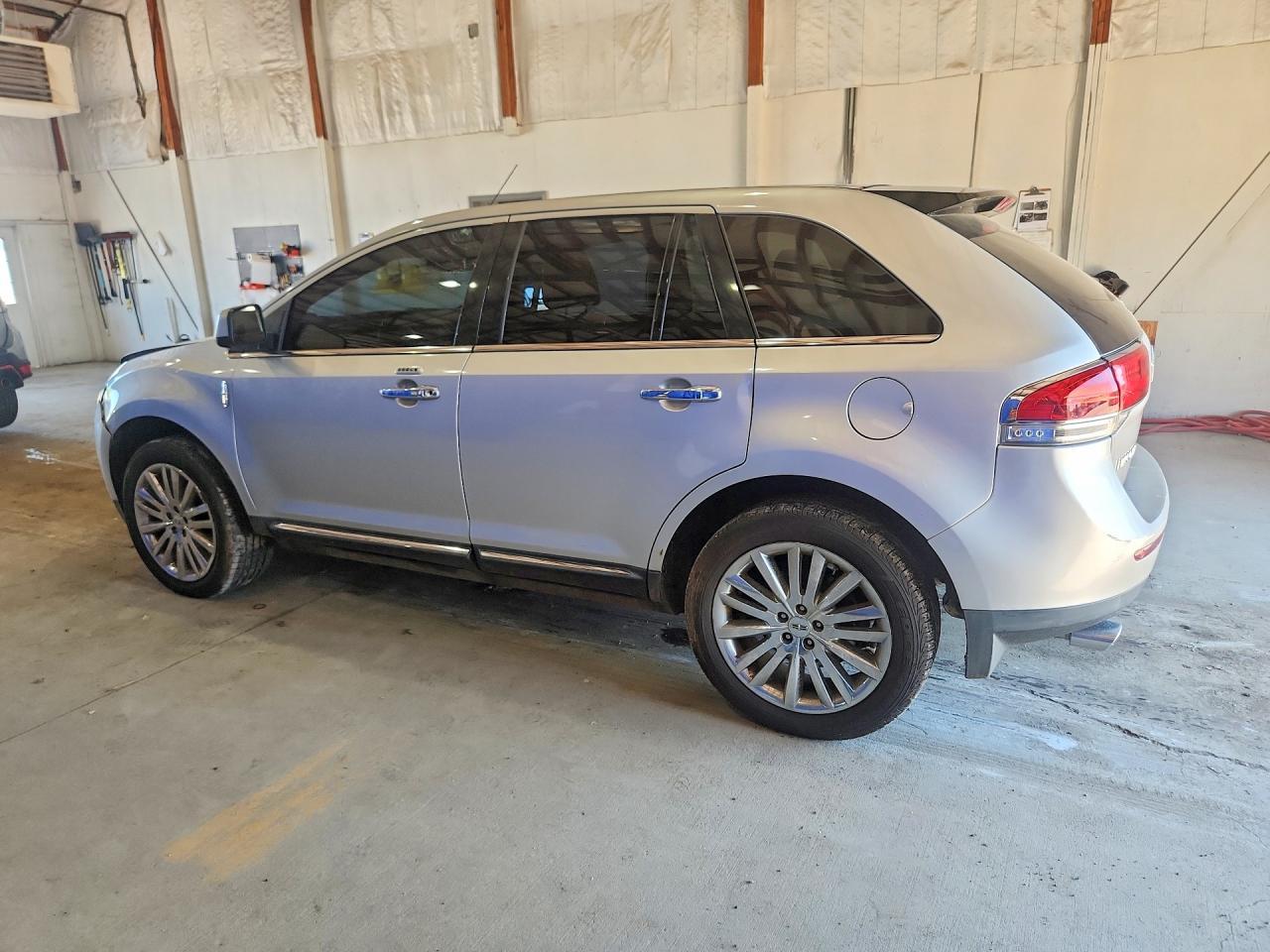 2011 Lincoln Mkx - Фото 2