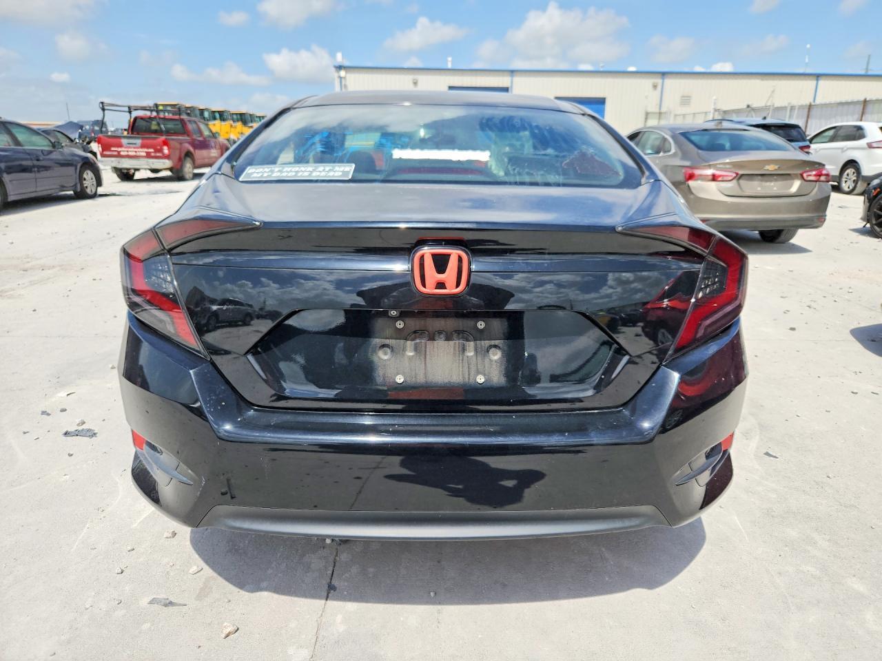 2017 Honda Civic Lx - Фото 6