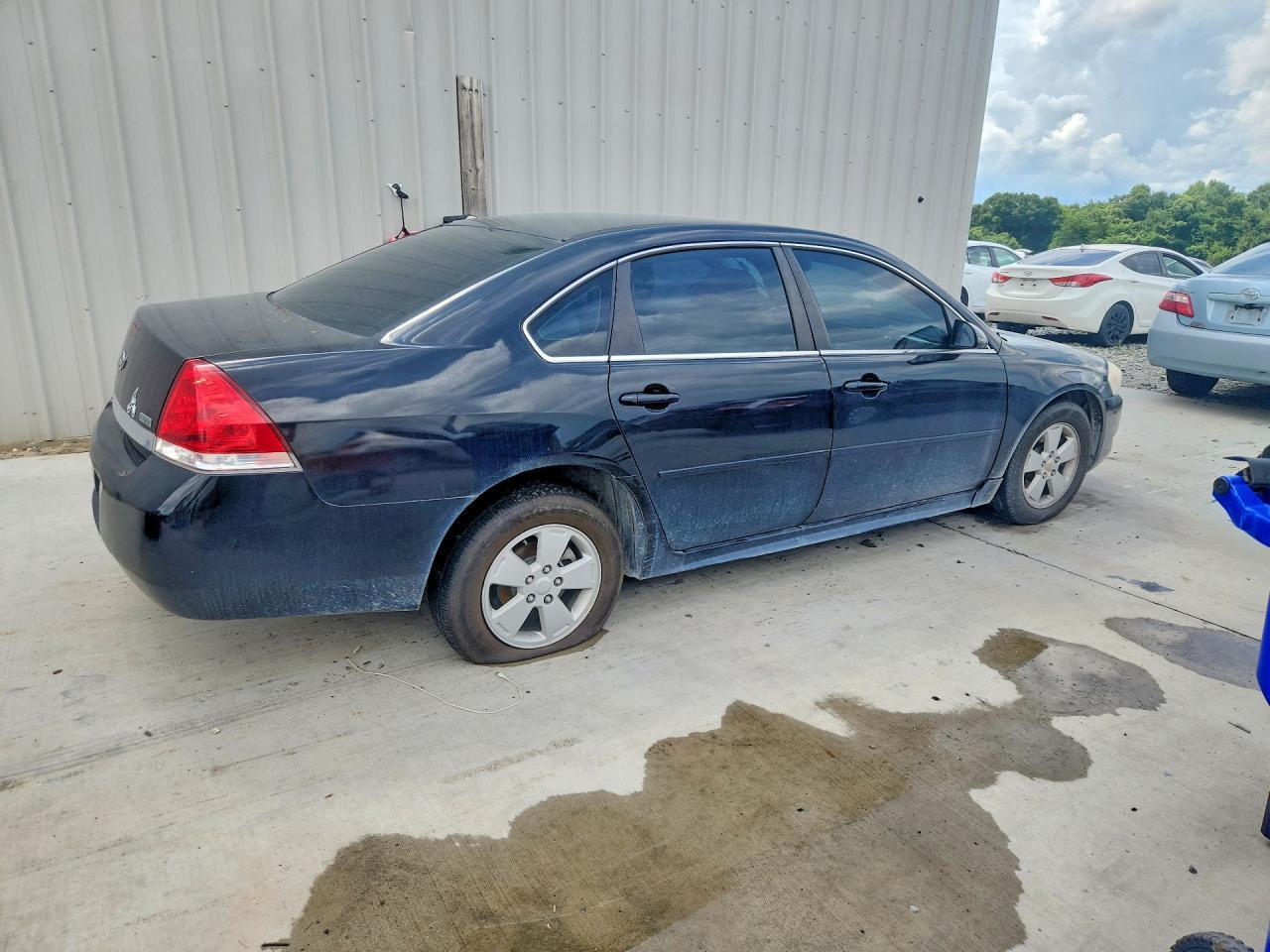 2011 Chevrolet Impala Ls - Image 3