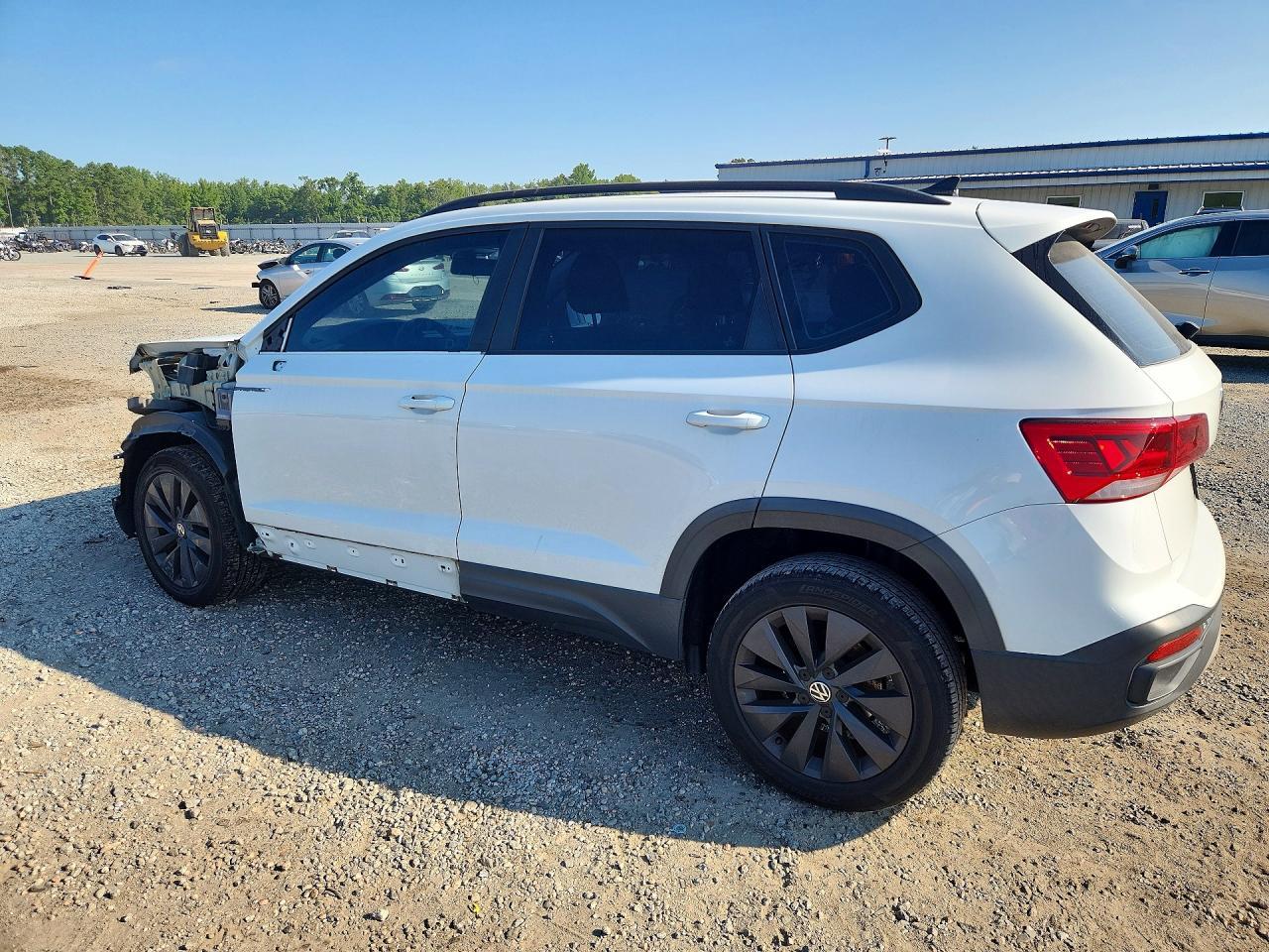 2022 Volkswagen Taos S - Фото 2