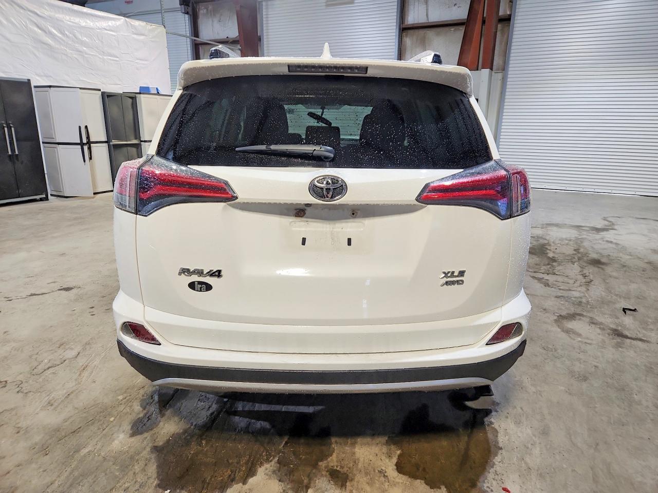 2016 Toyota Rav4 Xle - Image 6