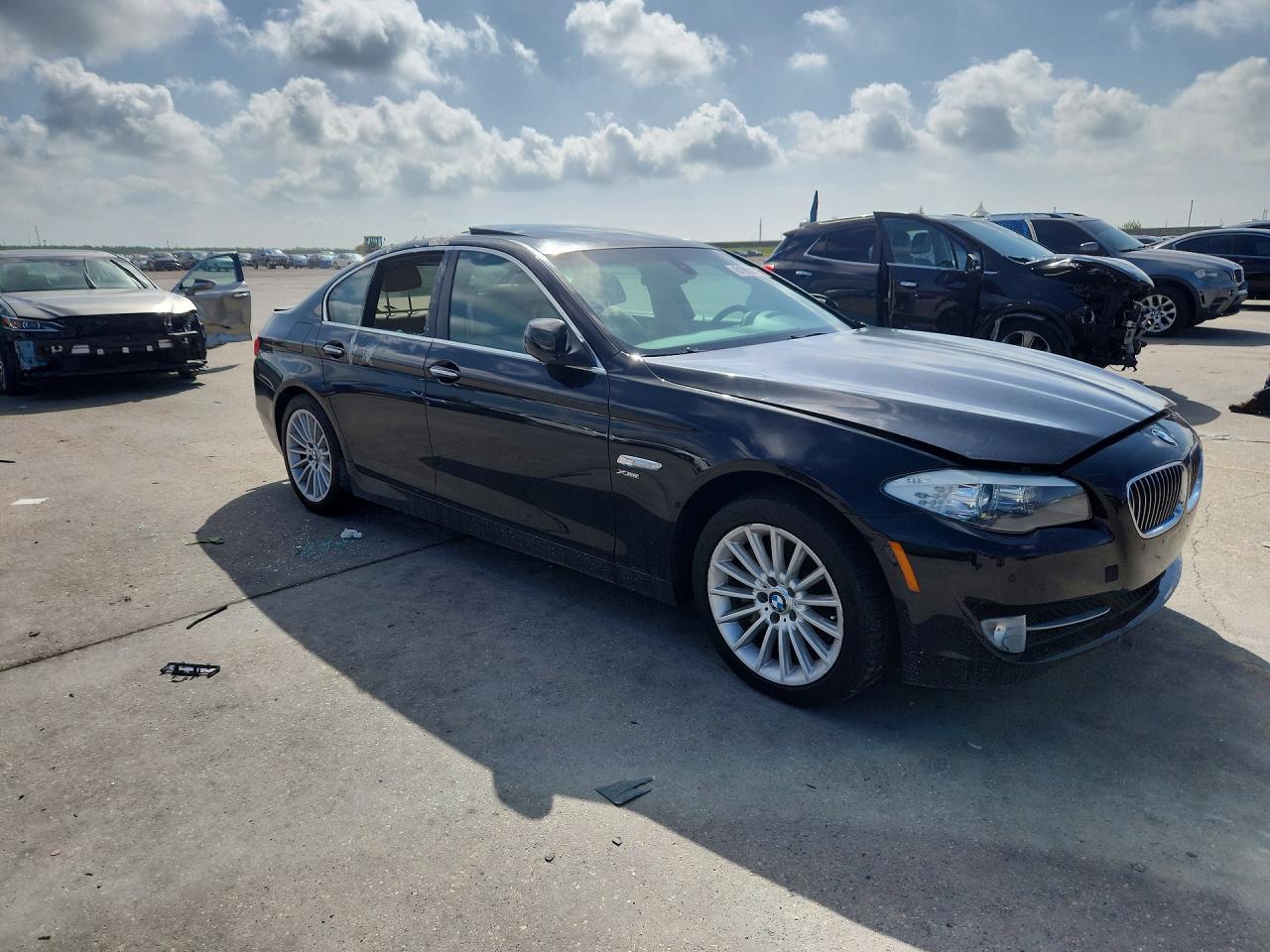 2012 BMW 535 Xi - Фото 4