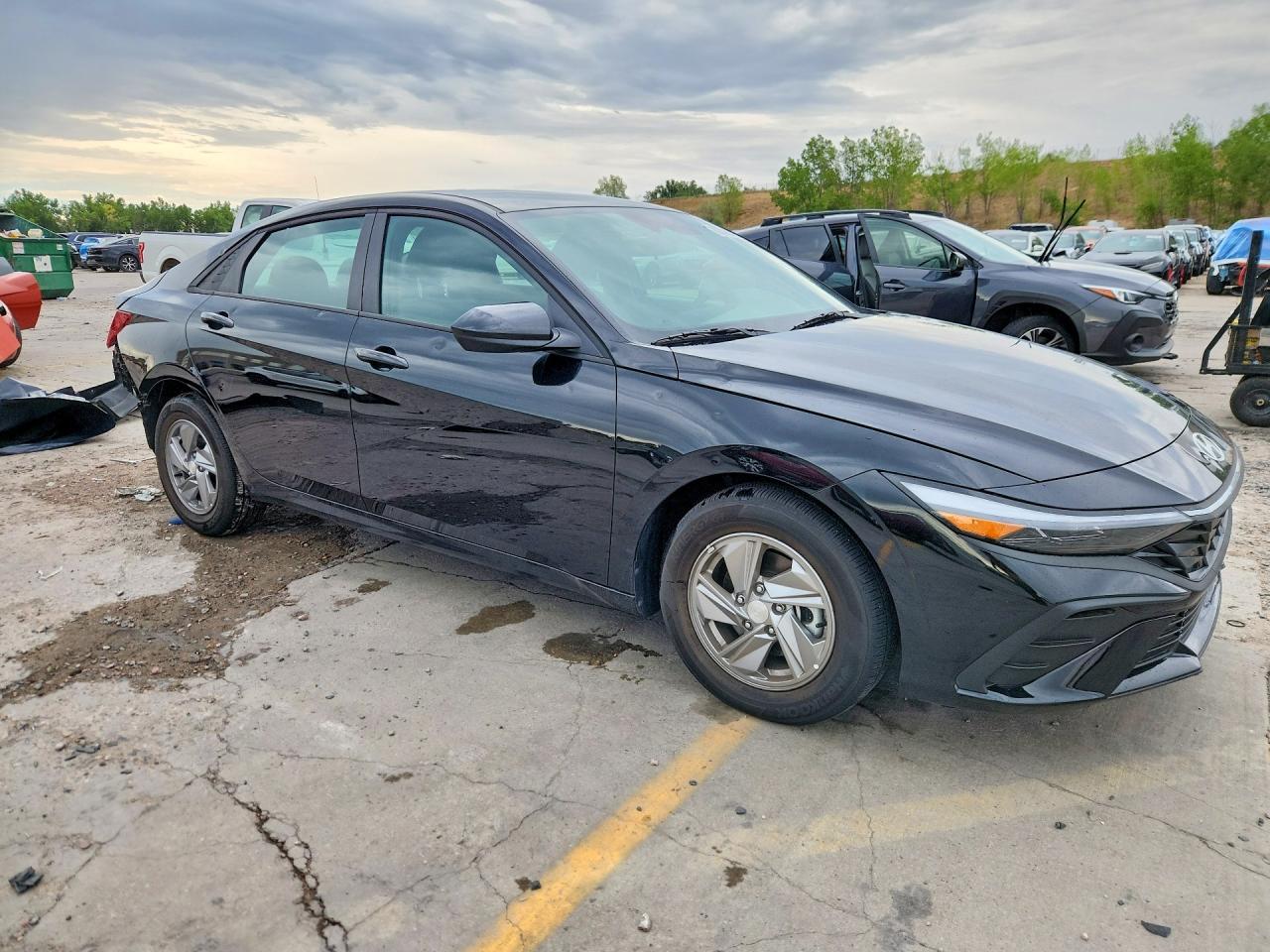 2025 Hyundai Elantra Se - Фото 4