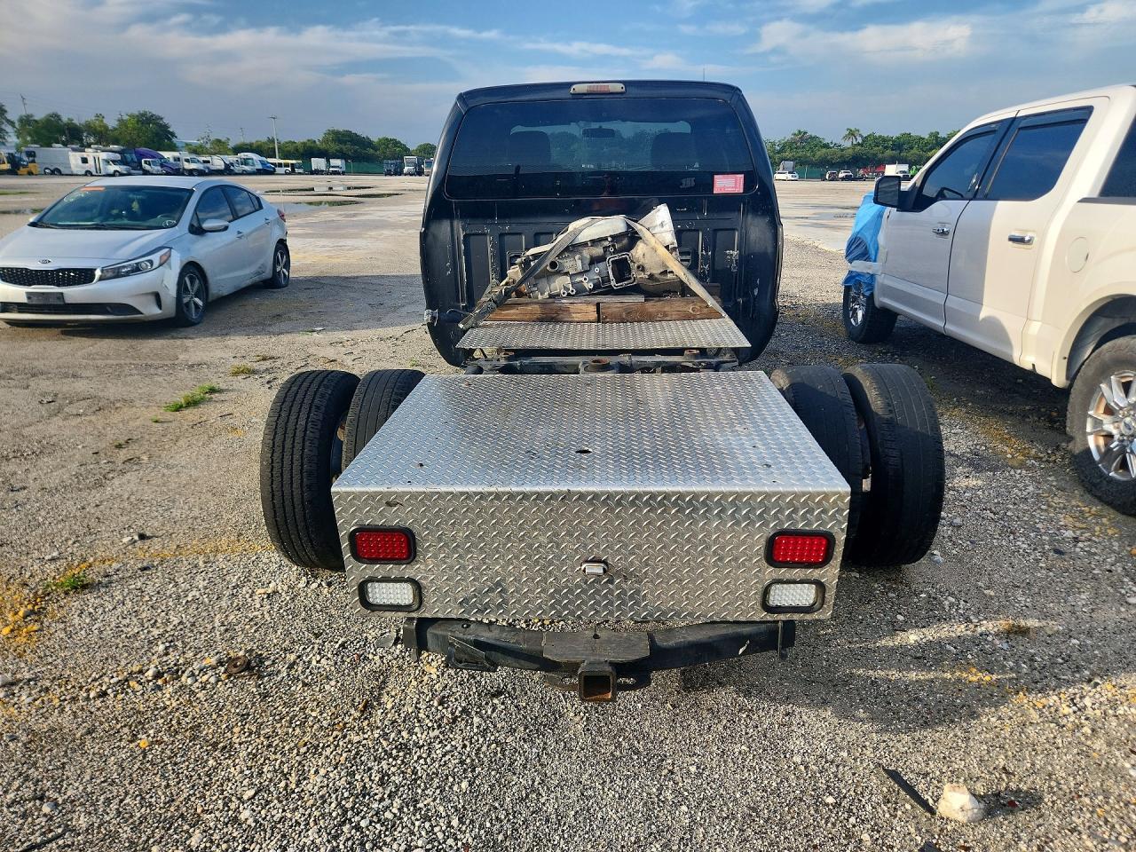 2016 Ford F350 Super Duty - Image 6